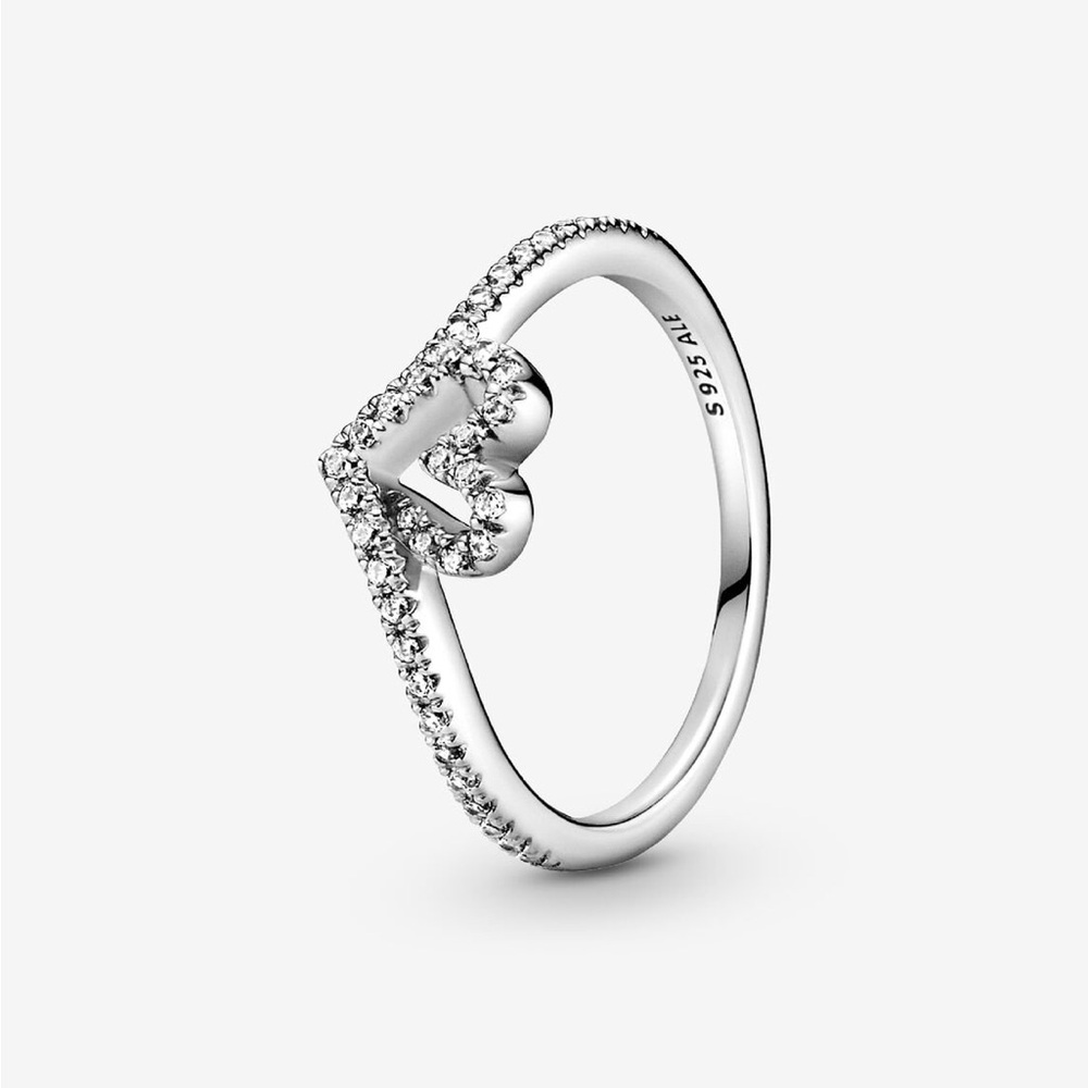 Pandora Elegant Silver Heart Ring